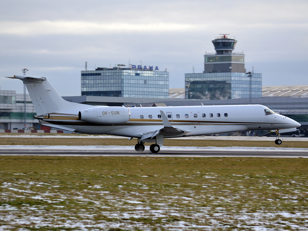 EMB-135BJ Legacy 600 ABS Jets OK-SUN Prague_Ruzyne (PRG/LKPR) December_16_2012