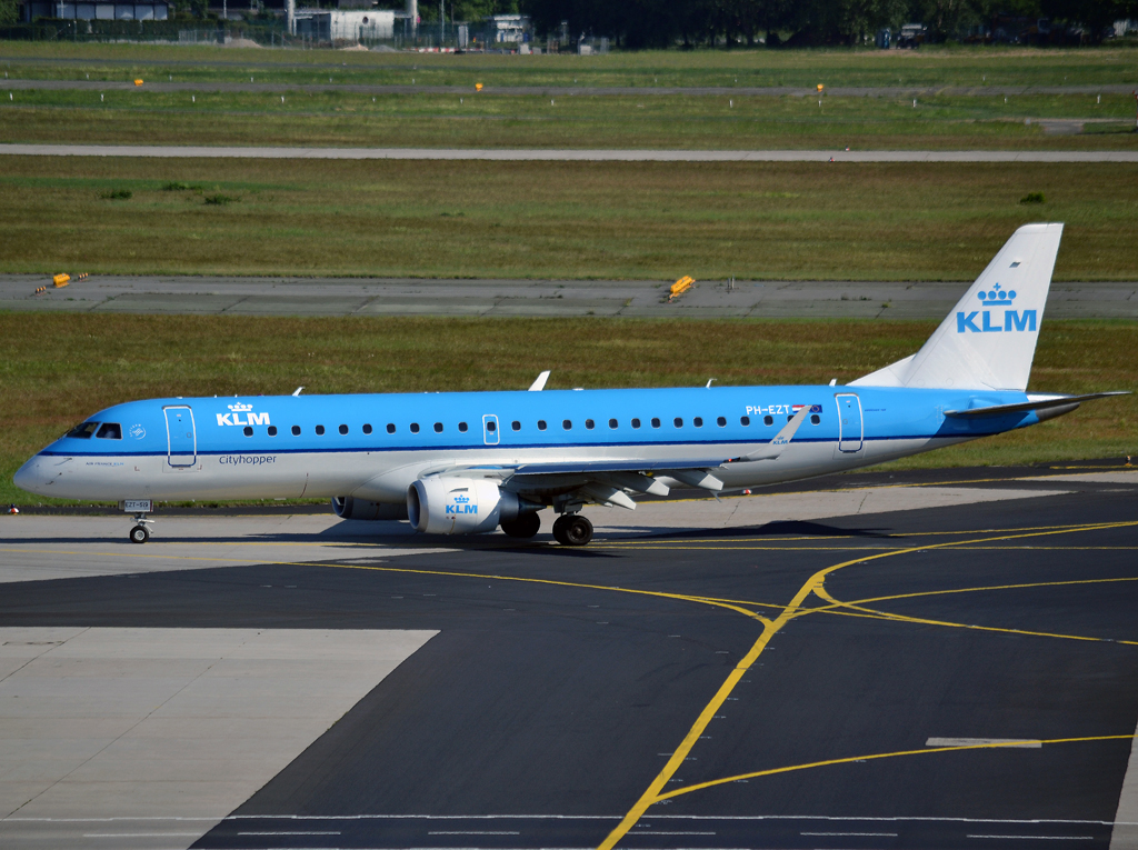 ERJ-190-100STD KLM Cityhopper PH-EZT Frankfurt_Main (FRA/EDDF) May_26_2012