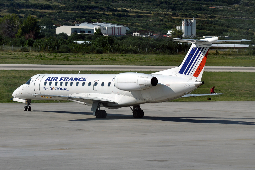 ERJ-135ER Air France (Regional Airlines) F-GRGP Split_Resnik (SPU/LDSP) July_30_2011