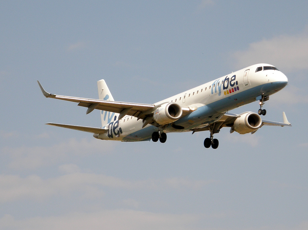 ERJ-195-200LR Flybe - British European G-FBEG Split_Resnik (SPU/LDSP) August_08_2009