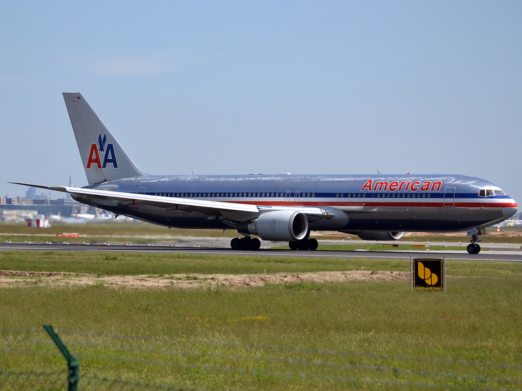 B767-323/ER American Airlines N397AN Frankfurt_Main (FRA/EDDF) May_26_2012