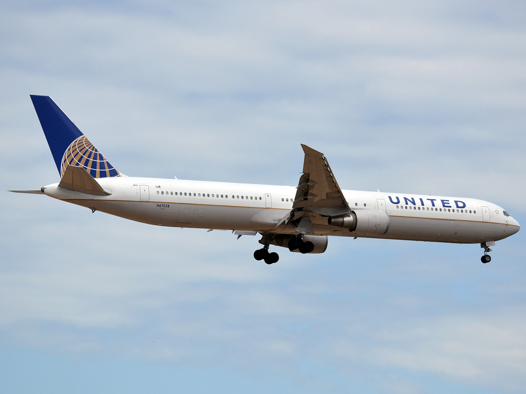 B767-424/ER United Airlines N67058 Frankfurt_Main (FRA/EDDF) May_27_2012