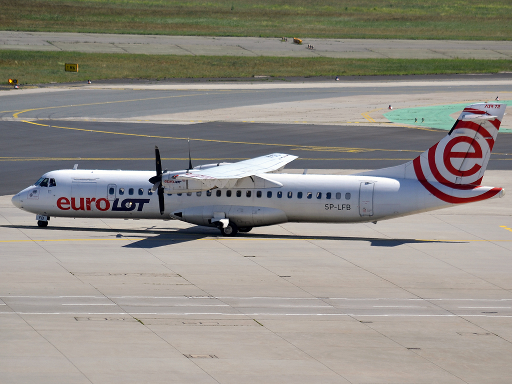 ATR-72-202 EuroLOT SP-LFB Frankfurt_Main (FRA/EDDF) May_25_2012