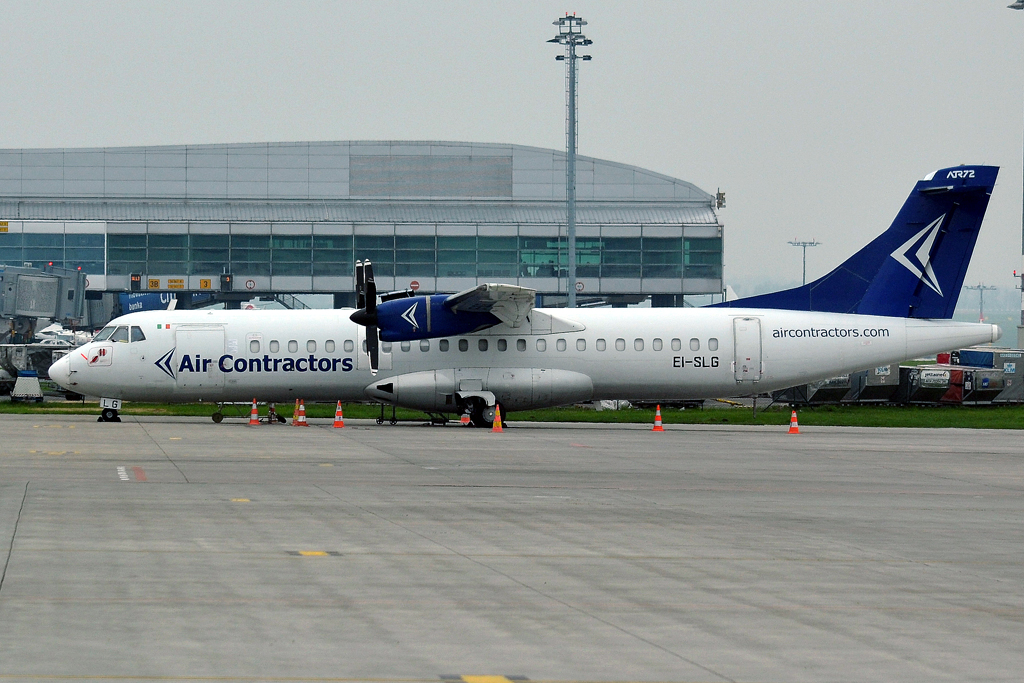 ATR-72-202F Air Contractors EI-SLG Prague_Ruzyne (PRG/LKPR) April_28_2013