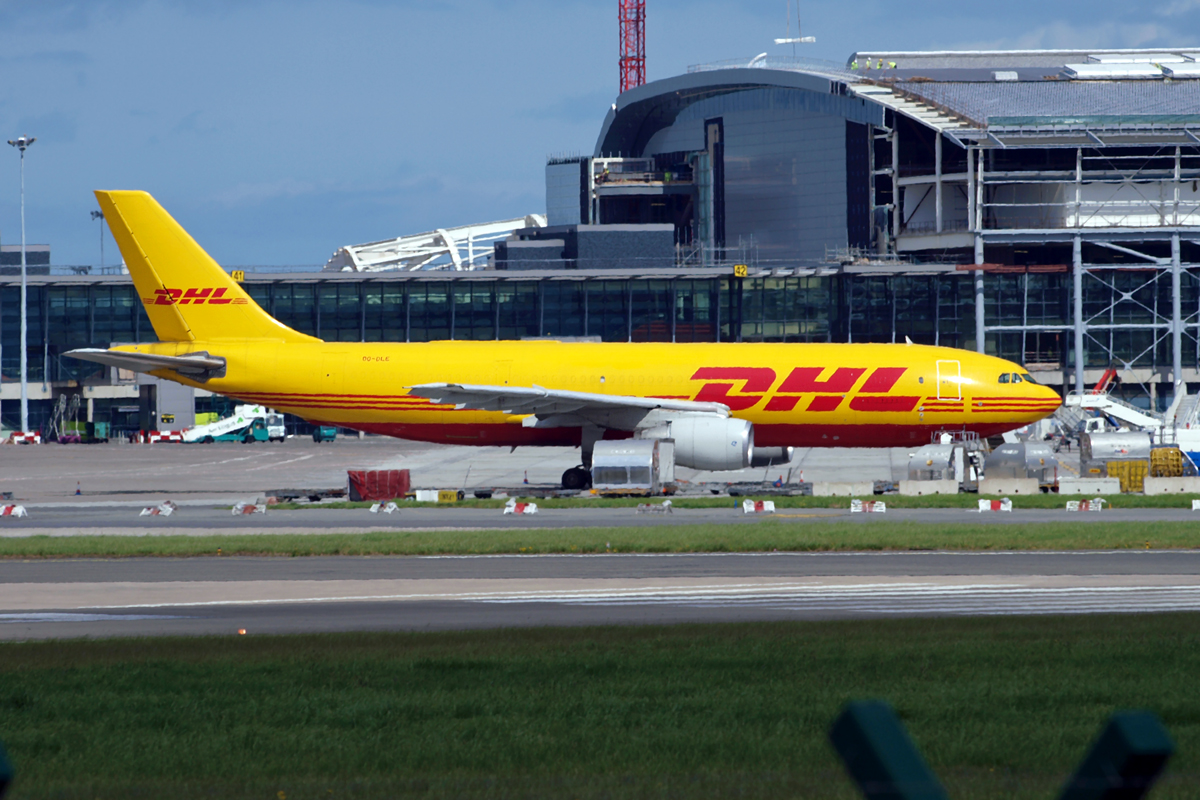 A300B4-203(F) DHL (European Air Transport - EAT) OO-DLE Dublin_Collinstown April_21_2009