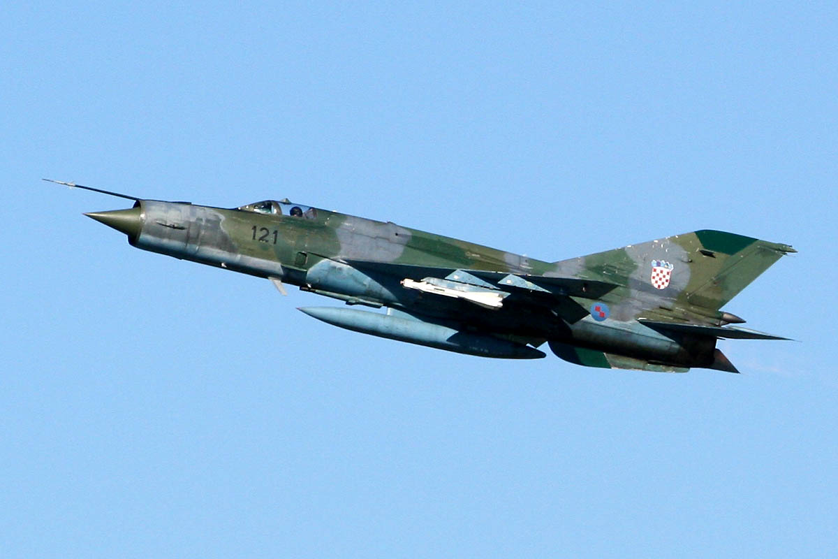 MiG-21bisD Croatia Air Force HRZ 121 Zageb_Pleso (ZAG/LDZA) October_17_2013