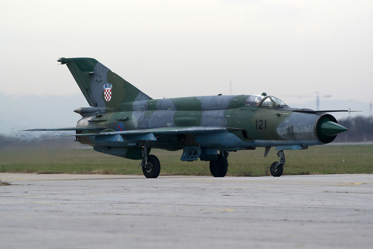 MiG-21bisD Croatia Air Force HRZ 121 Zagreb_Pleso (ZAG/LDZA) December_9_2011