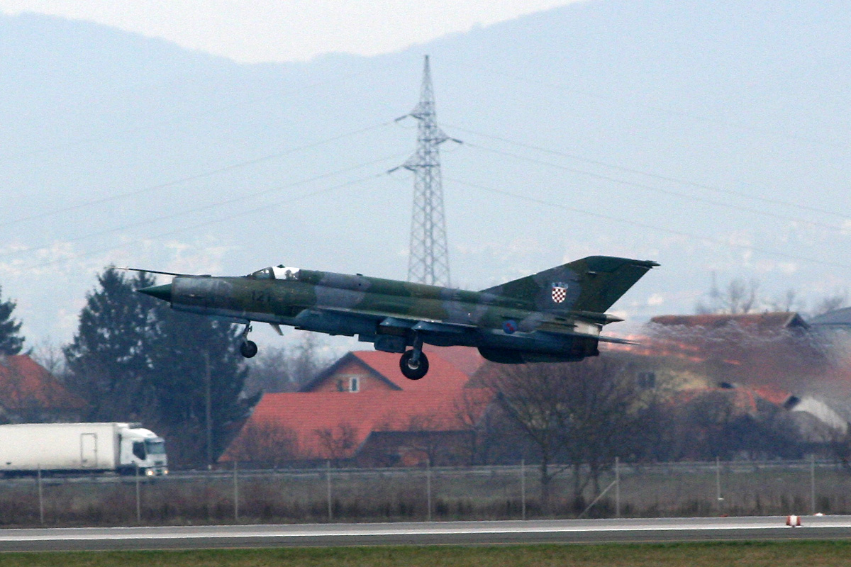 MiG-21bisD Croatia Air Force HRZ 121 Zagreb_Pleso (ZAG/LDZA) December_9_2011