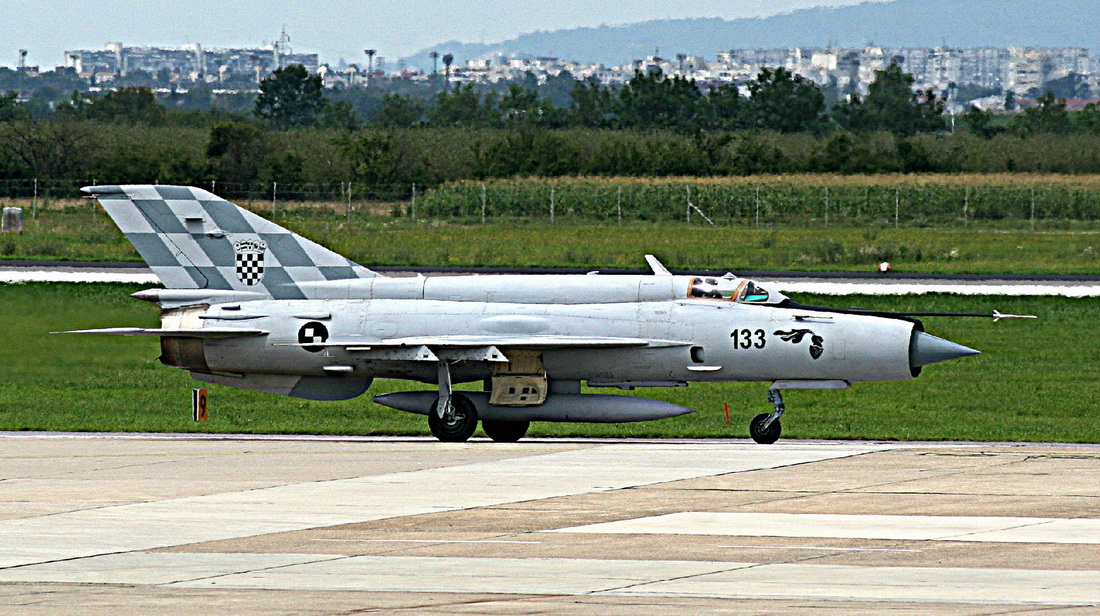 MiG-21bisD Croatia Air Force 133 Zagreb_Pleso (LDZA) July_30_2014