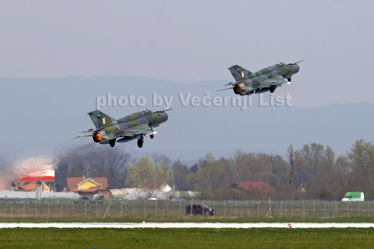 MiG-21bisD Croatia Air Force 117 Zagreb_Pleso (ZAG/LDZA) April_4_2008