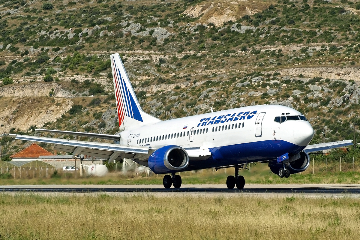 B737-329 Transaero Airlines EI-CXN Split_Resnik August_10_2008