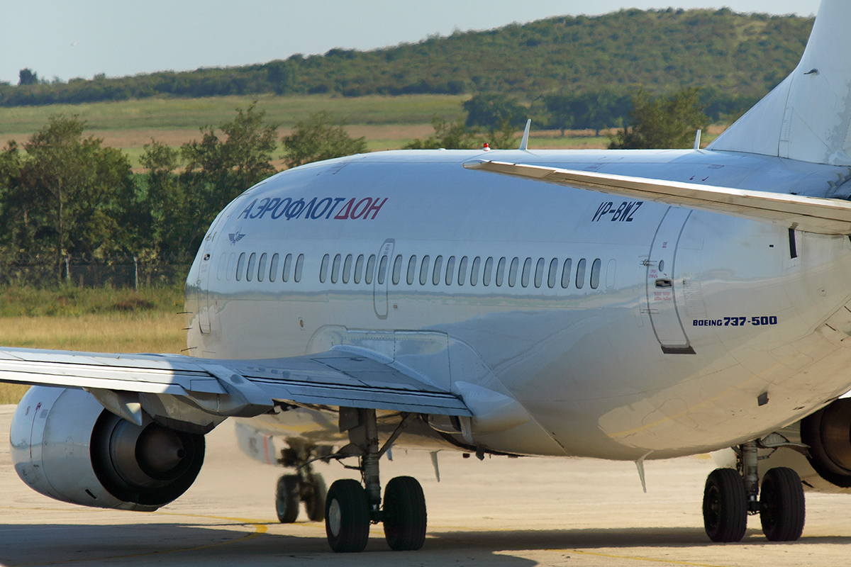 B737-528 Aeroflot - Don VP-BWZ Pula June_16_2007 B