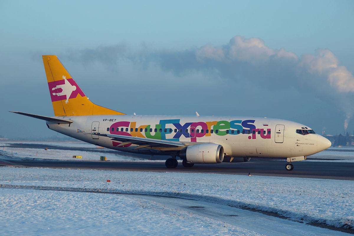 B737-53C Sky Express VP-BET Salzburg January_16_2010