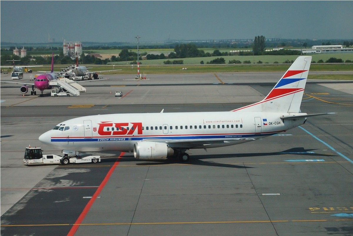 B737-55S ČSA - Czech Airlines OK-CGH Prague_Ruzyne July_03_2010