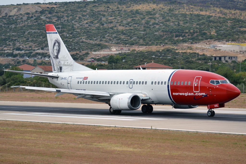 B737-36N Norwegian Air Shuttle LN-KKL Split_Resnik (SPU/LDSP) August_10_2013