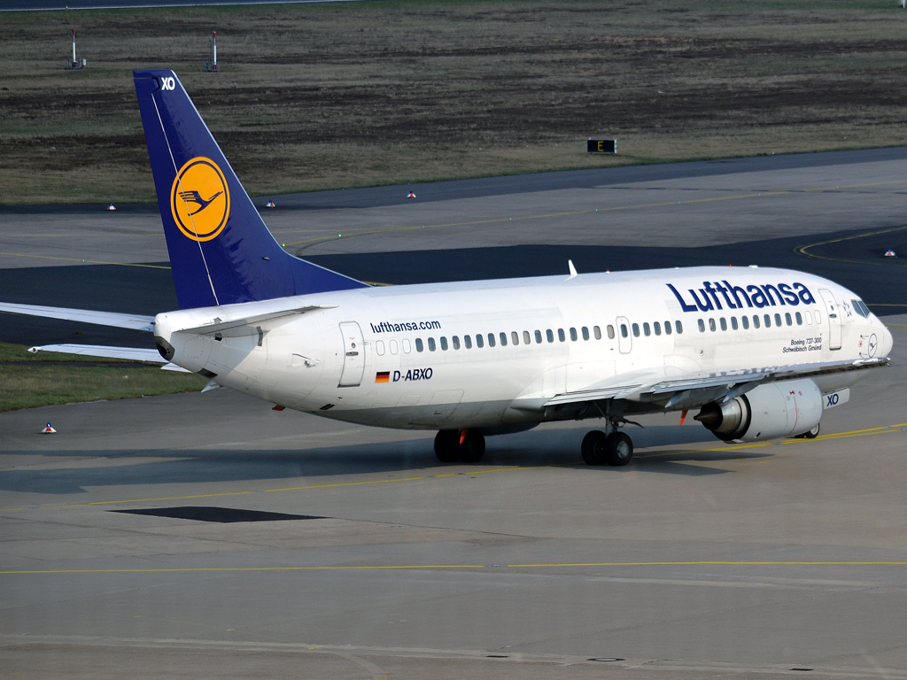 B737-330 Lufthansa D-ABXO Cologne_Bonn (CGN/EDDK) April_08_2012