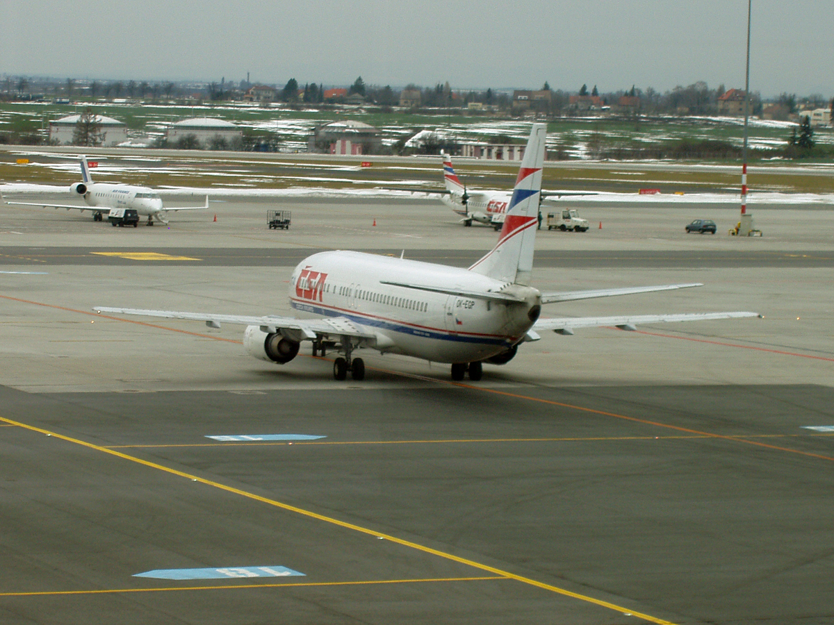 B737-45S ČSA - Czech Airlines OK-EGP Prague_Ruzyne January_31_2007