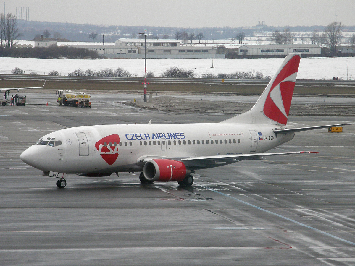 B737-55S ČSA - Czech Airlines OK-EGO Prague_Ruzyne February_26_2010