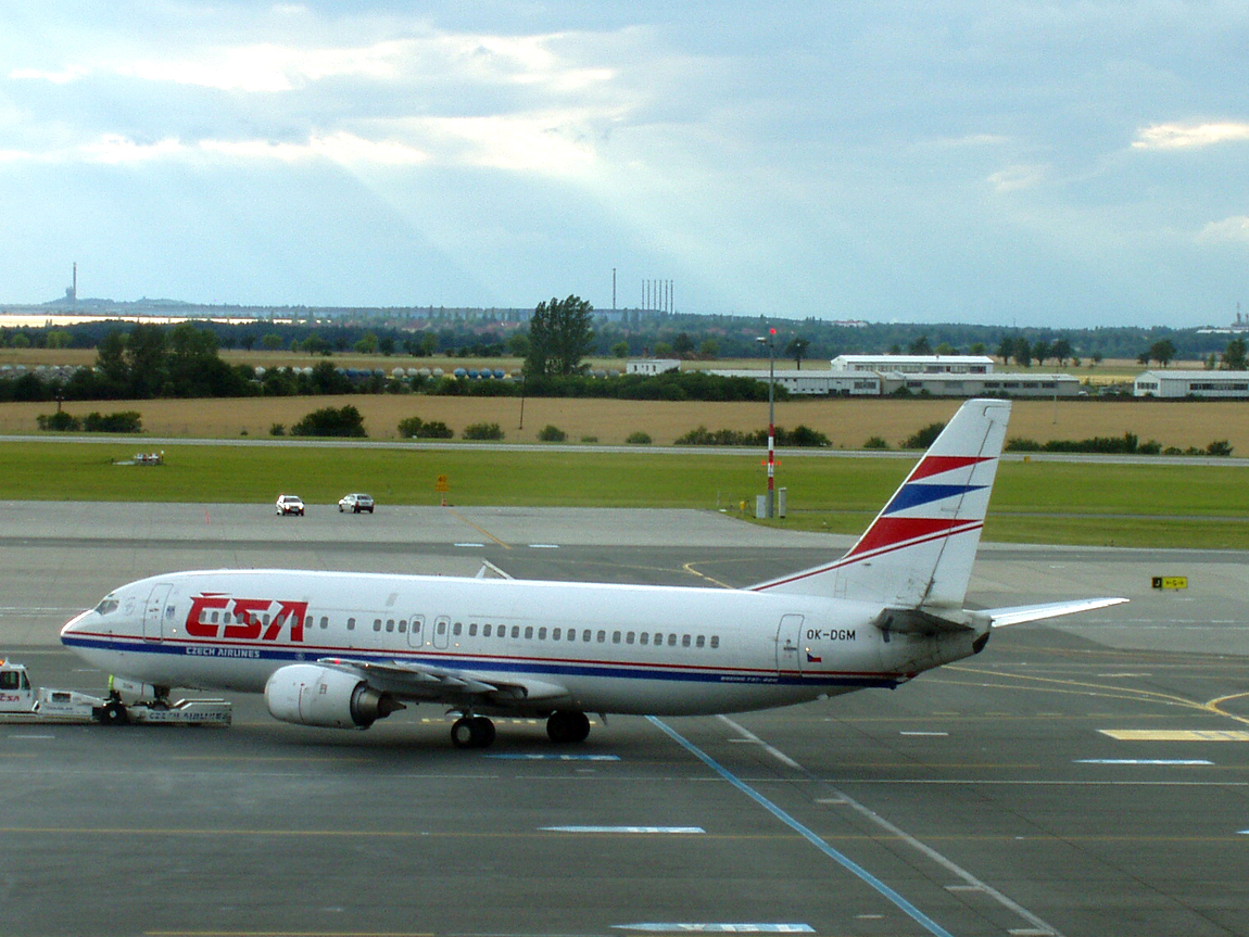 B737-45S ČSA - Czech Airlines OK-DGM Prague_Ruzyne June_30_2007