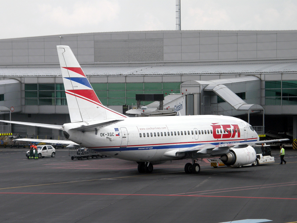 B737-55S ČSA - Czech Airlines OK-XGC Prague_Ruzyne July_28_2010