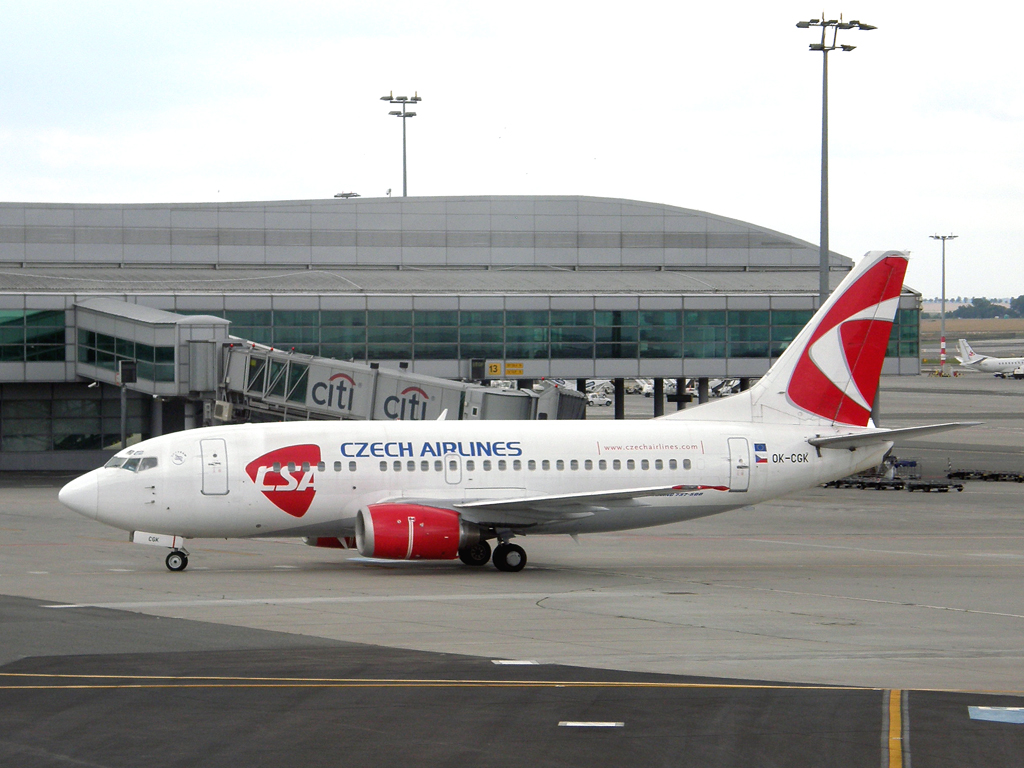 B737-55S ČSA - Czech Airlines OK-CGK Prague_Ruzyne July_28_2010