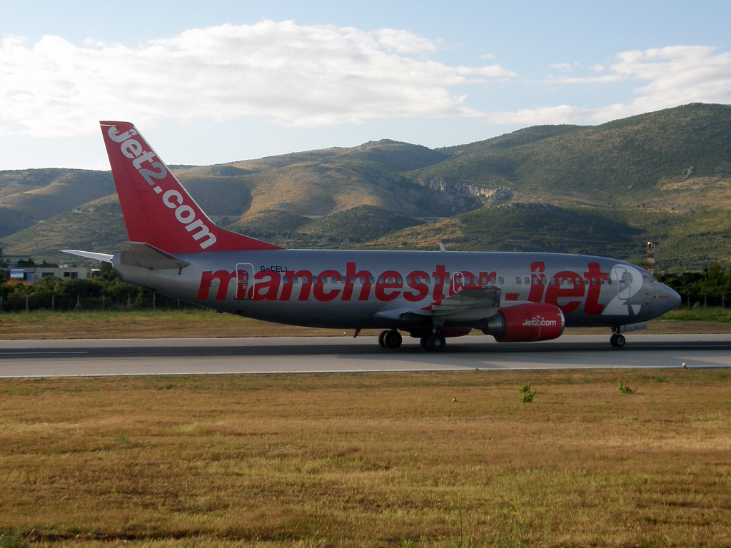 B737-330 Jet2 G-CELI Split_Resnik (SPU/LDSP) August_7_2010