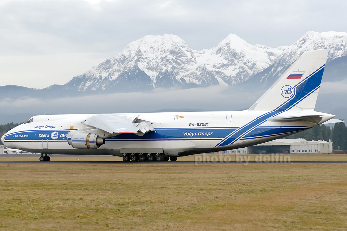 An-124-100 Ruslan Volga-Dnepr Airlines RA-82081 Ljubljana_Brnik January_19_2008