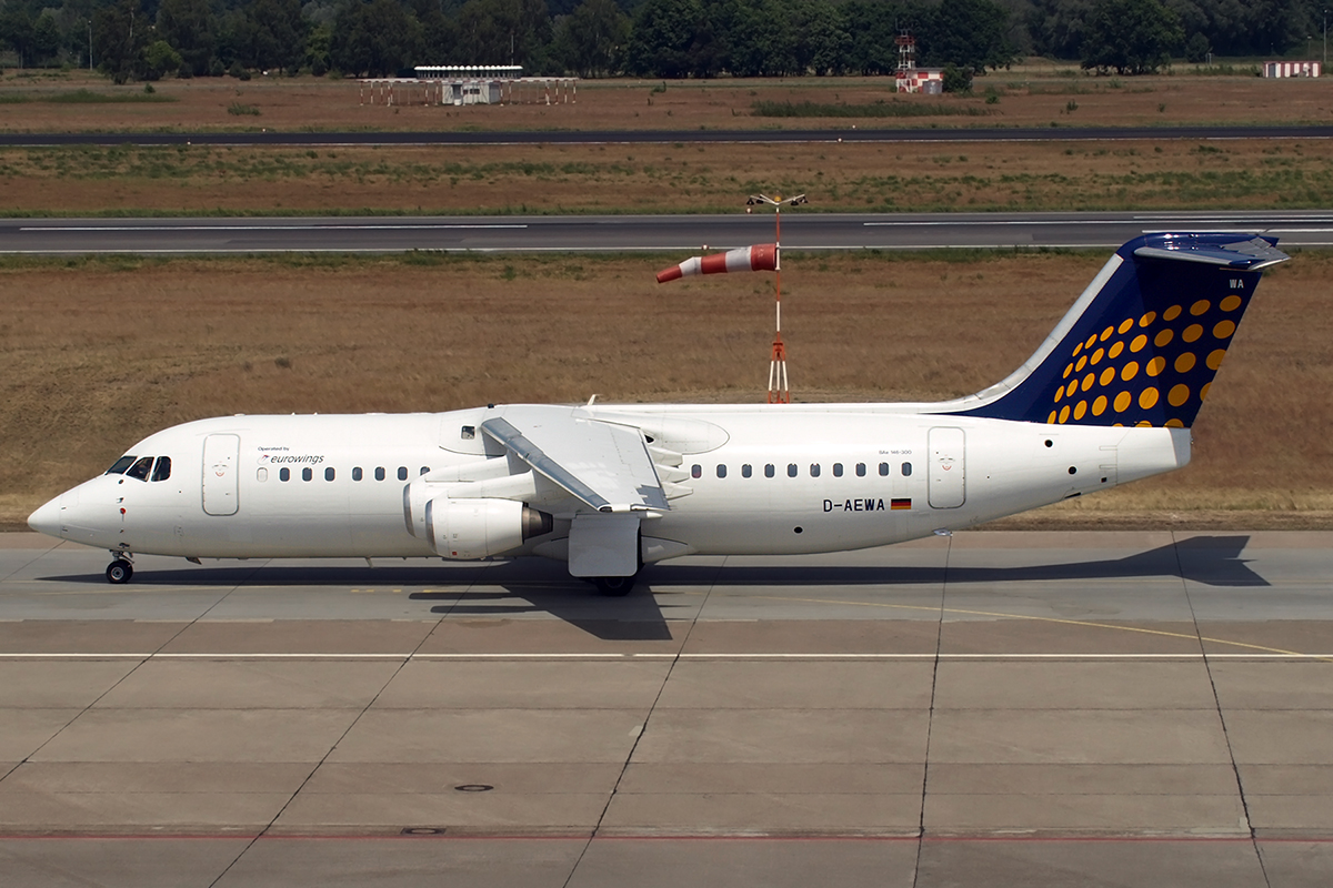 BAe-146-300 Eurowings D-AEWA Berlin_Tegel May_31_2008