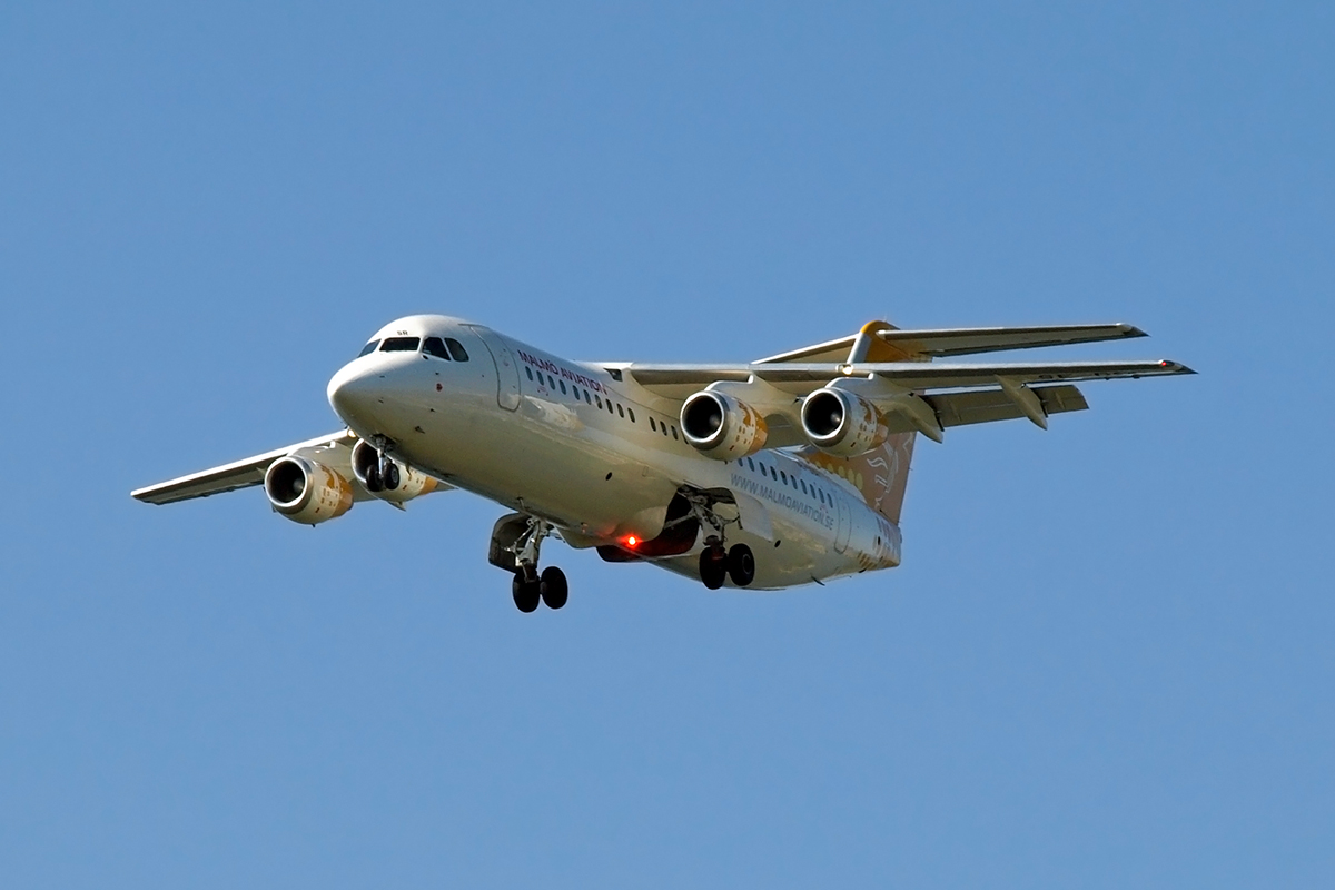 Avro 146-RJ100 Malmo Aviation SE-DSR Split_Resnik (SPU/LDSP) August_9_2008