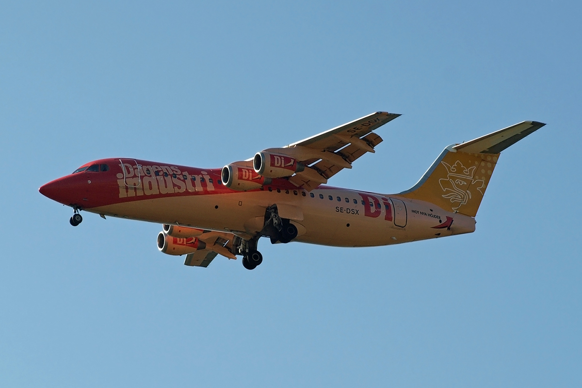 Avro 146-RJ100 Malmo Aviation SE-DSX Split_Resnik (SPU/LDSP) August_9_2008