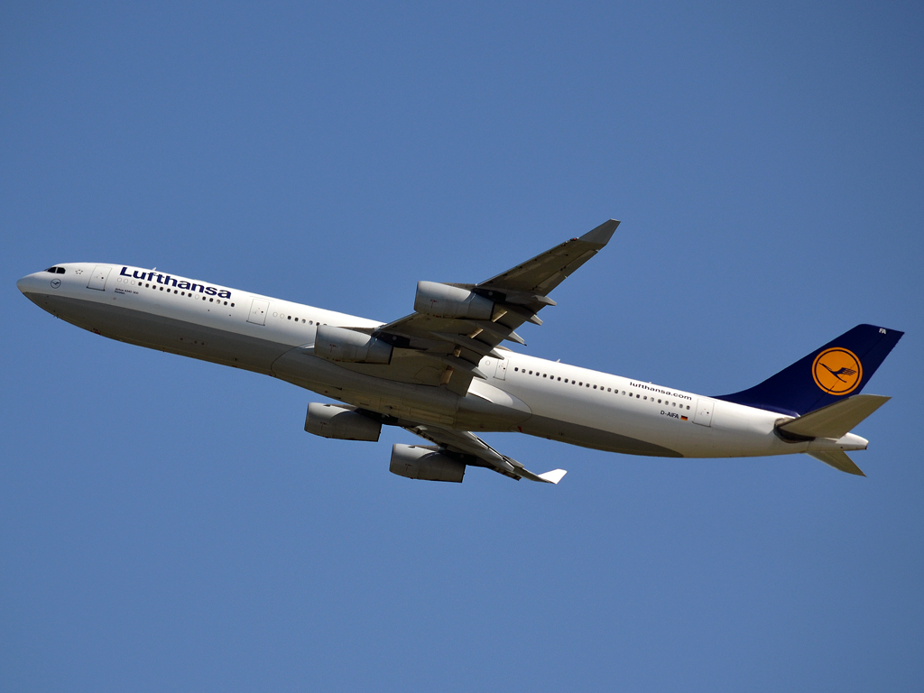 A340-313X Lufthansa D-AIFA Frankfurt_Main (FRA/EDDF) May_25_2012