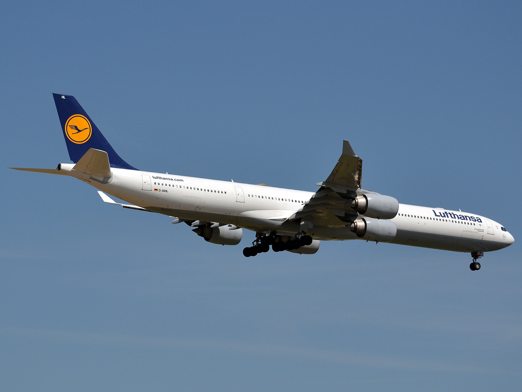 A340-642 Lufthansa D-AIHL Frankfurt_Main (FRA/EDDF) May_26_2012