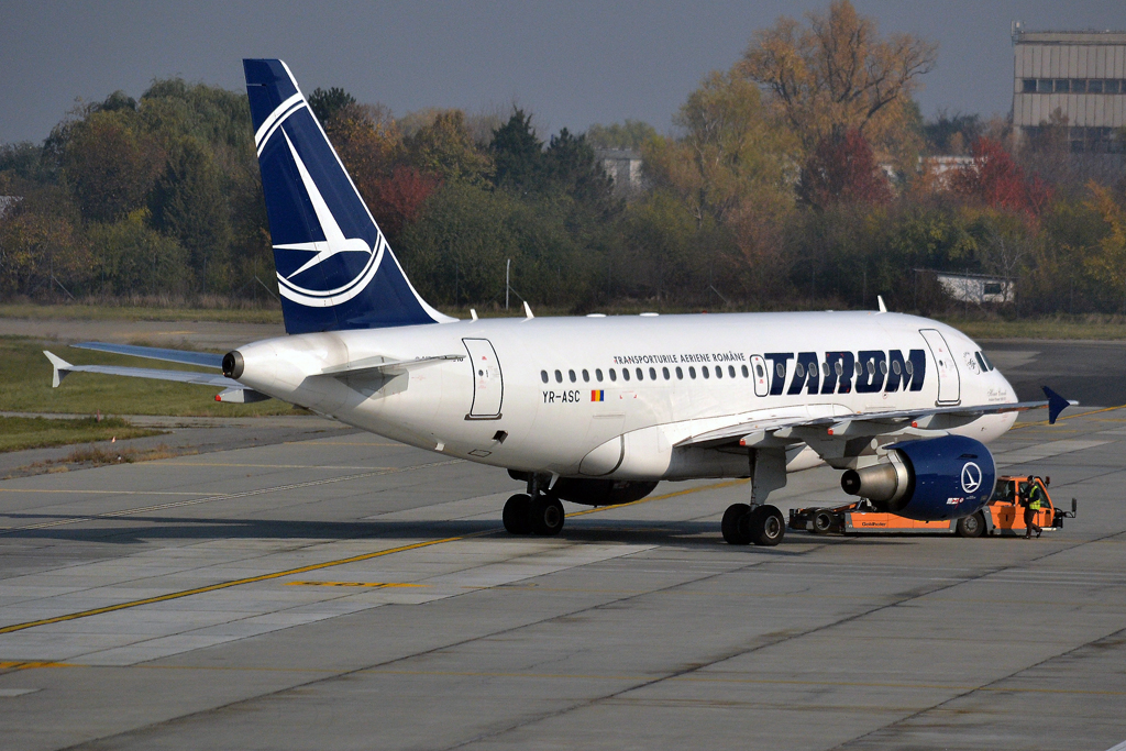 A318-111 TAROM Romanian Air Transport YR-ASC Bucharest_Otopeni (OTP/LROP) November_06_2015