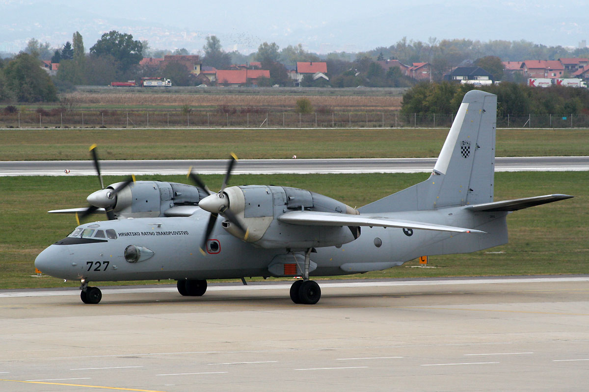 AN-32B Croatia Air Force HRZ 727 Zagreb_Pleso (ZAG/LDZA) October_21_2011