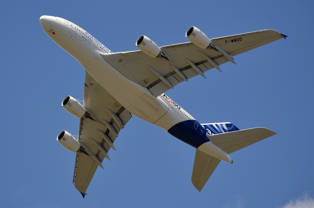 A380-861 Airbus Industrie F-WWDD Paris_Le_Bourget (LBG/LFPB) June_25_2011