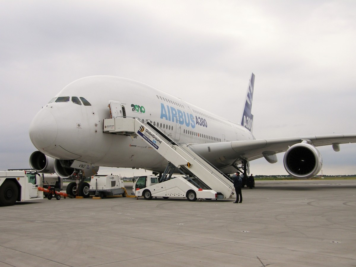 A380-841 Airbus Industrie F-WWDD Berlin_Schonefeld June_12_2010