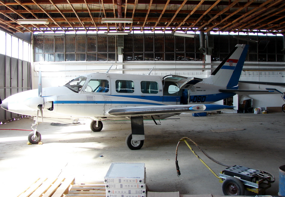 Piper PA-31-325 Navajo Geodetski zavod Osijek 9A-DBD Osijek_Cepin (LDOC) March_12_2012..