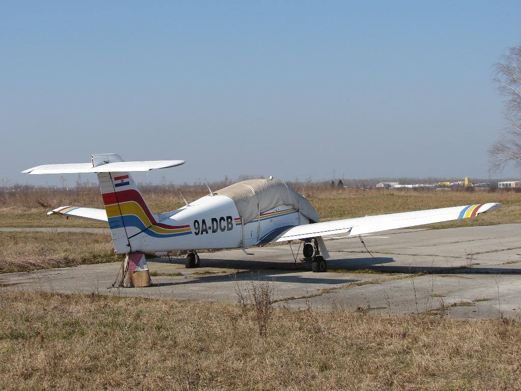 Piper PA-28-201RT Arrow Turbo 3 Untitled 9A-DCB Osijek-Čepin (OSI/LDOC) 2009