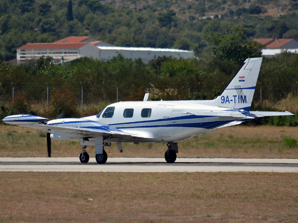 Piper PA-31T-620 Cheyenne II Private 9A-TIM Split_Resnik (SPU/LDSP) August_03_2012