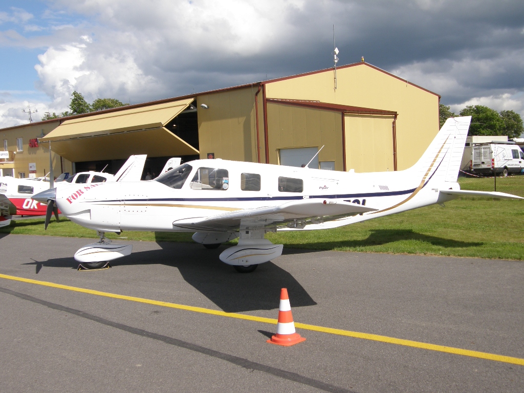 Piper PA-32-301FT Cherokee 6X Untitled OK-FCI Pribram_Dlouha_Lhota May_30_2010