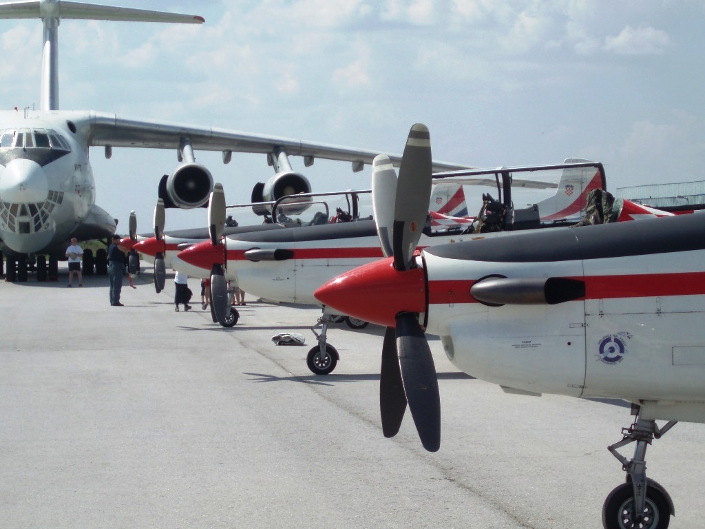 Pilatus PC-9M Croatia Air Force HRZ 058 Osijek-Klisa (OSI/LDOS) 2006,