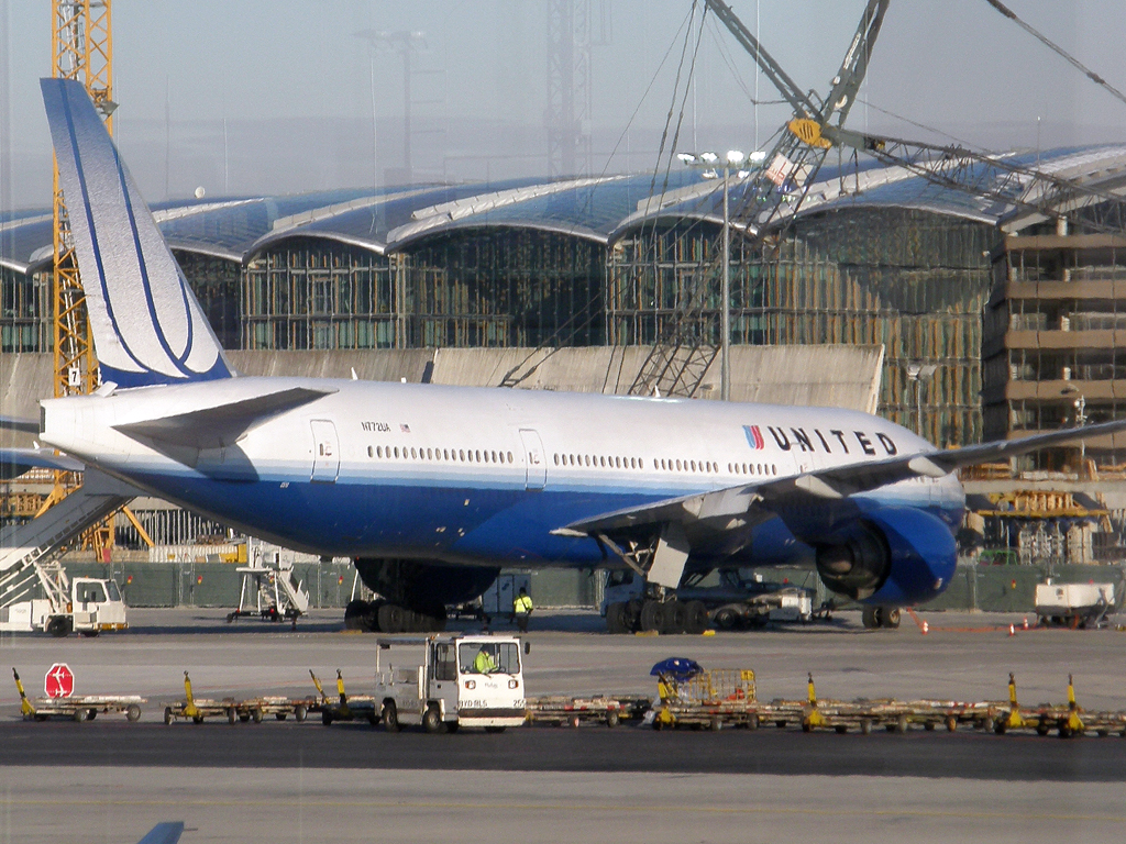 B777-222 United Airlines N772UA Frankfurt_Main March_08_2010