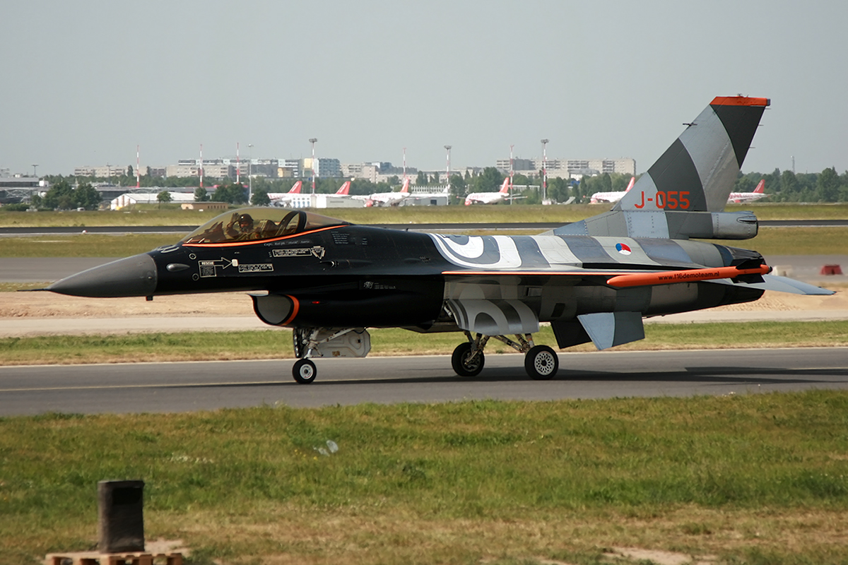 Fokker F-16AM Fighting Falcon Netherlands Air Force J-055 Berlin_Schonefeld May_30_2008