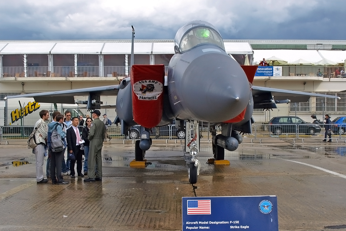 Boeing F-15E Strike Eagle USAF 01-2004 Paris_Le_Bourget June_22_2007 B