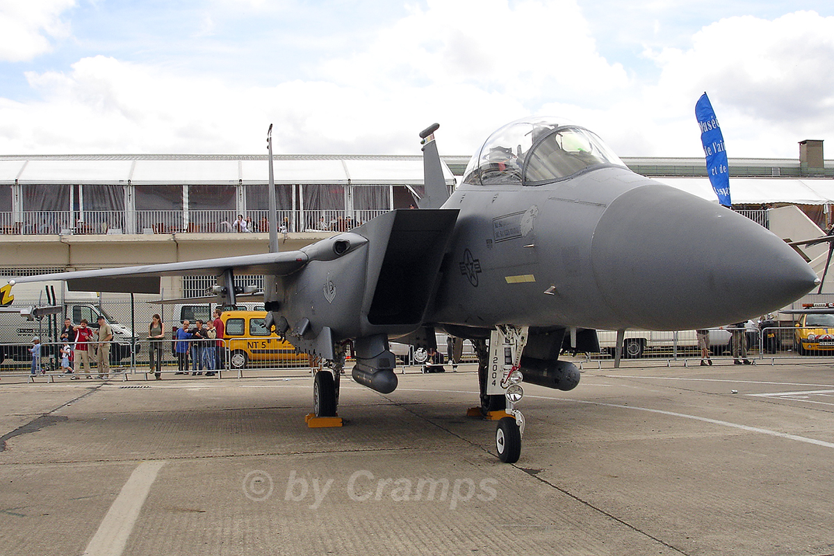 Boeing F-15E Strike Eagle USAF 01-2004 Paris_Le_Bourget June_24_2007 A