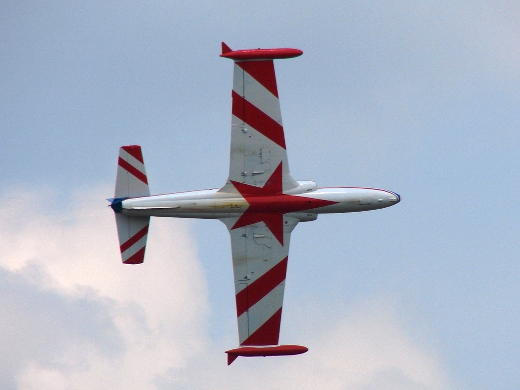 Soko G-2A Galeb Serbian Aerobatic Team STARS Novi_Sad_Cenej (LYNS) 2007