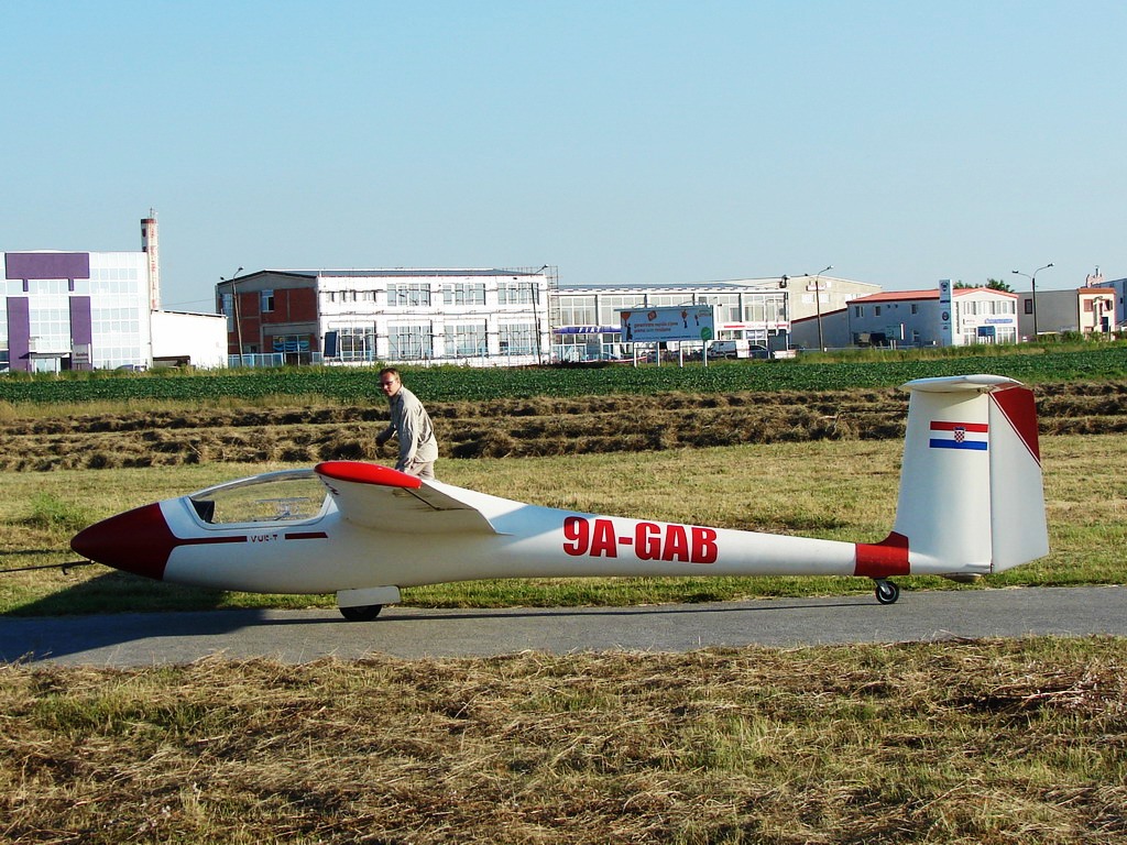 Vuk-T Aeroklub Osijek 9A-GAB Osijek-Čepin (OSI/LDOC) 2008