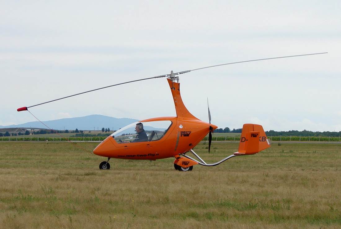 Autogyro Europe Calidus Fern One Two Fly D-MIKB Pecs_Pogany (PEV/LHPP) July_23_2011