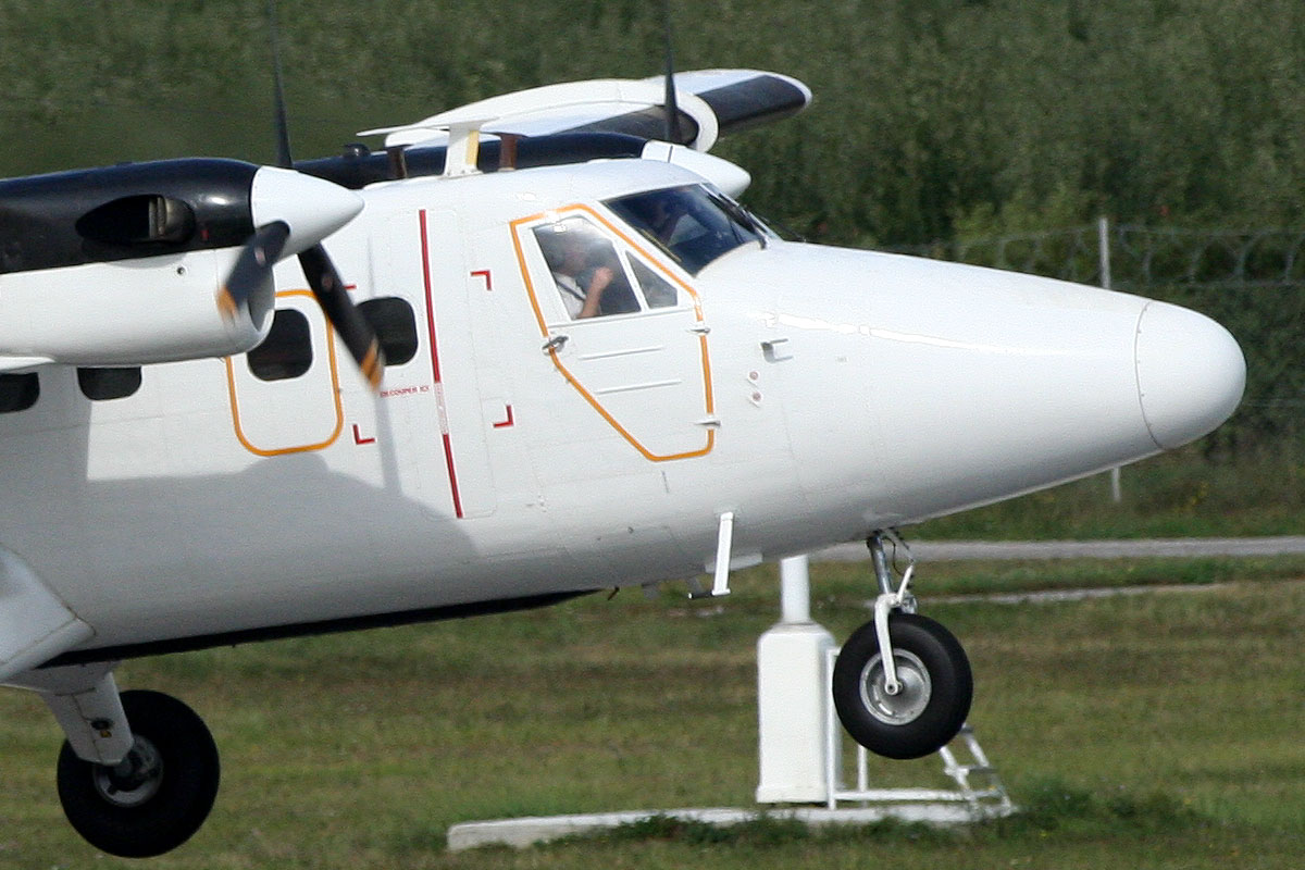 DHC-6-300 Twin Otter France Air Force F-RACD Zagreb_Pleso (ZAG/LDZA) September_8_2011