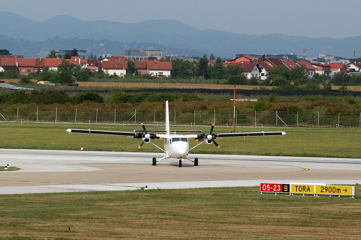 DHC-6-300 Twin Otter France Air Force F-RACD Zagreb_Pleso (ZAG/LDZA) September_8_2011